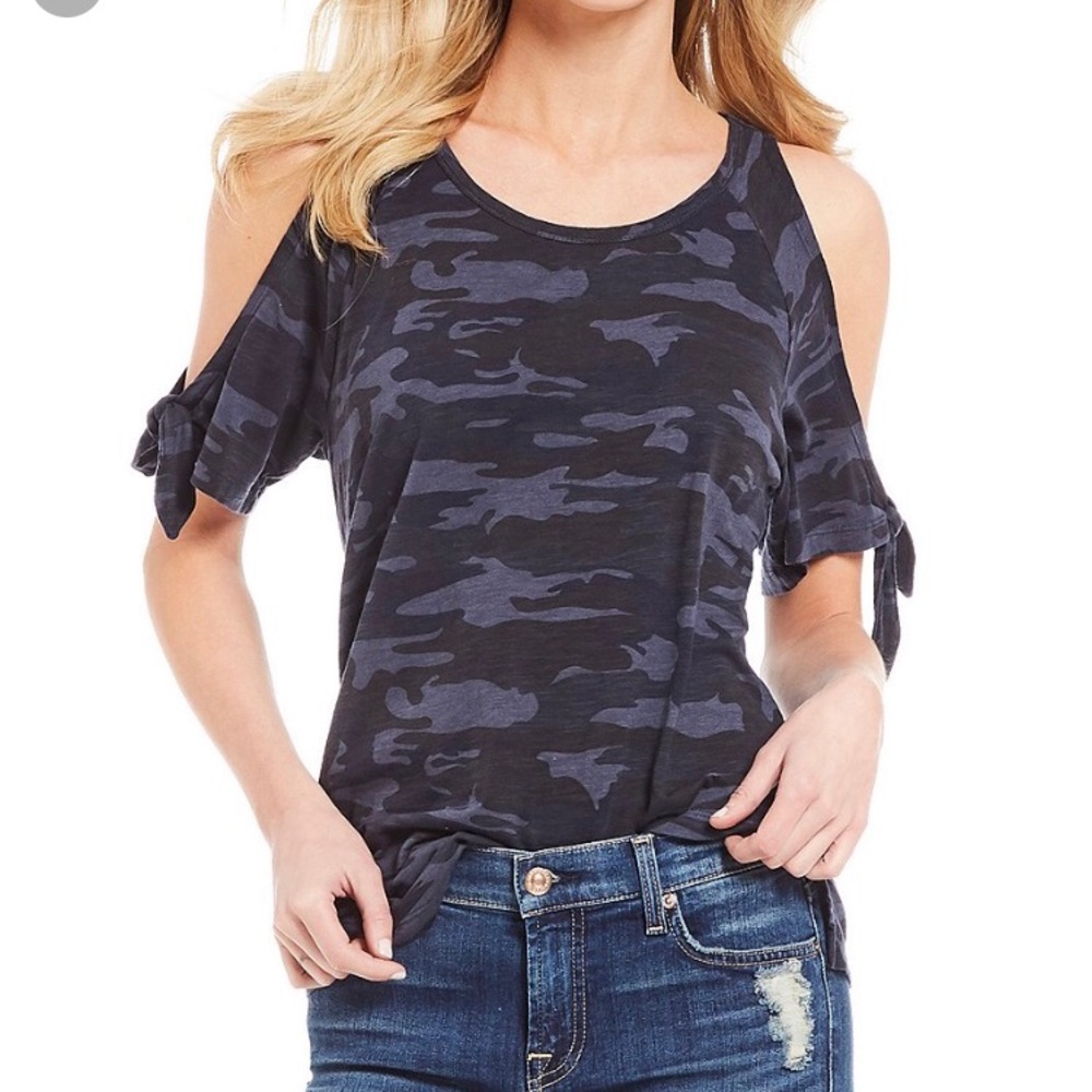 Sanctuary camo cold shoulder